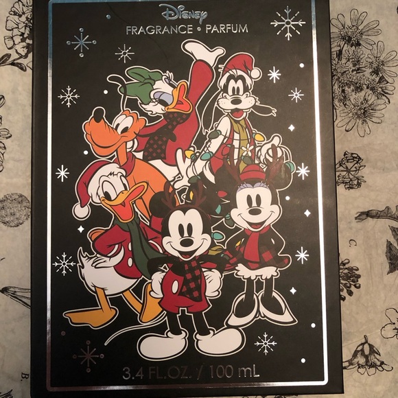 Disney Torrid Mickey and Friends Holiday - Picture 2 of 5